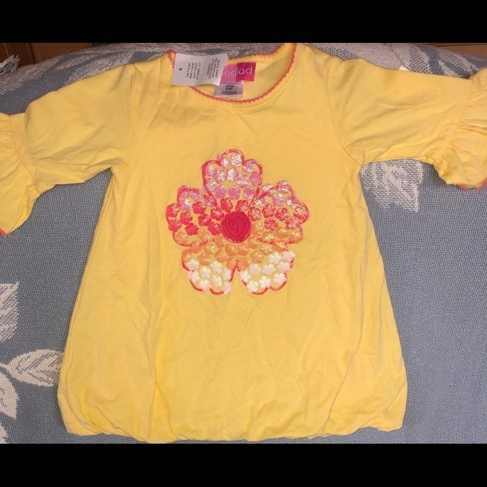 𝅺nwt Girls 2T Good Lad Ruffled Sleeve Puff Hem Top